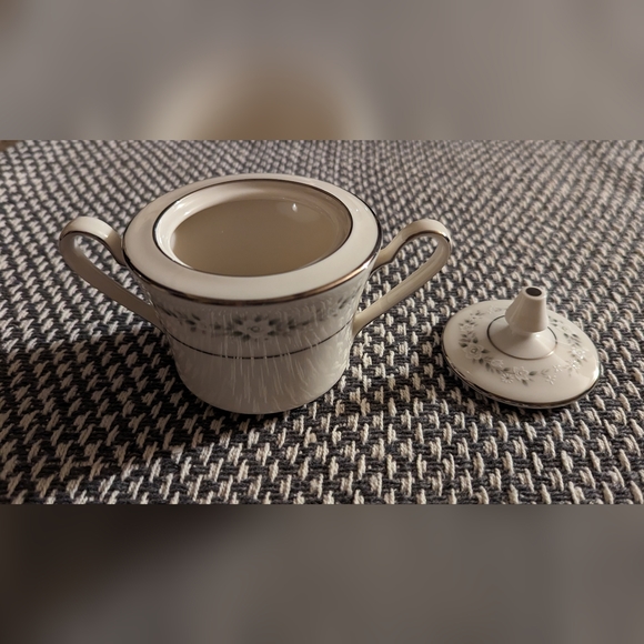 Heather by Noritake Sugar Bowl, Excellent Condition - Picture 3 of 5